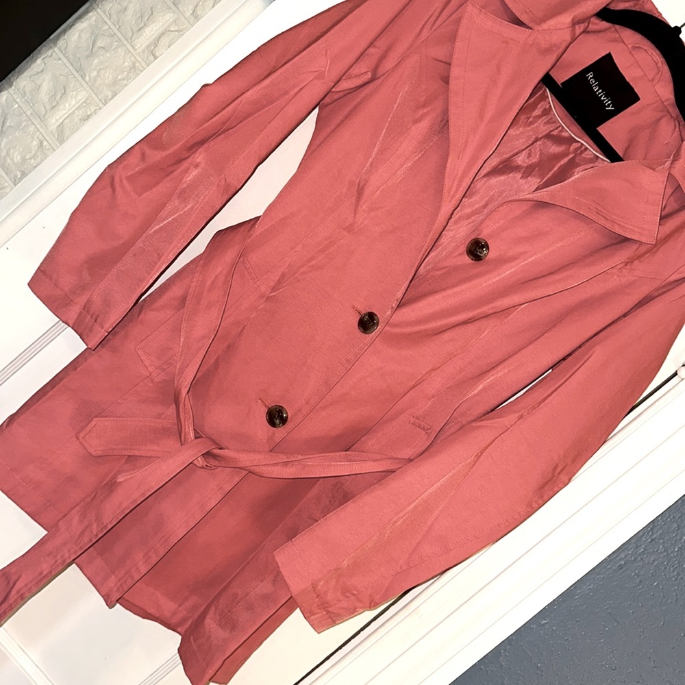 Coral spring tench coat